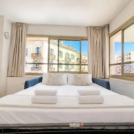 Cosy Renovated Near Beaches * Cannes